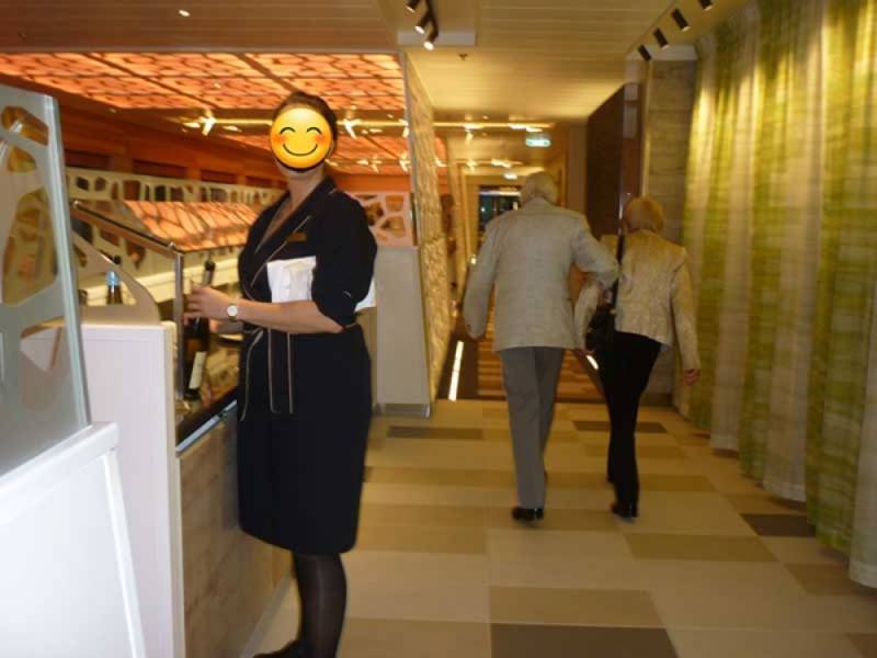 Eingang HANSEATIC Hauptrestaurant