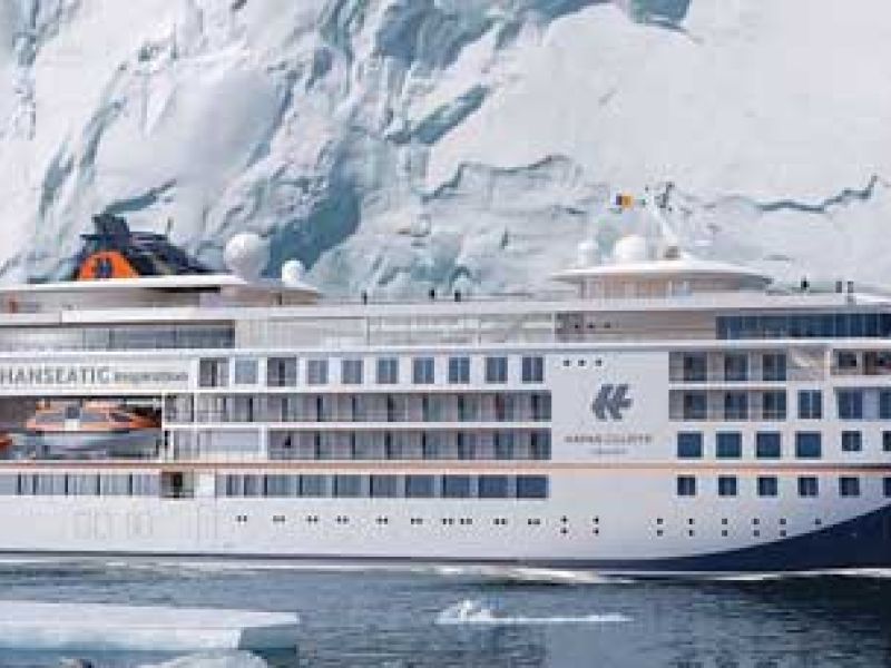 HANSEATIC nature von Hapaq Llyod Cruises